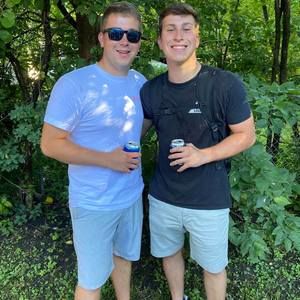 Meet your Posher, Sam